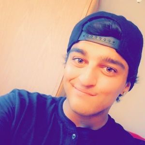 Meet your Posher, Bradley